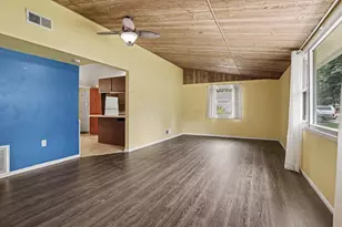 237 24th St N, Battle Creek, MI 49037 - Photo 7