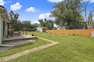 7676 Southmoor Dr, Monroe, MI 48161 - Photo 11