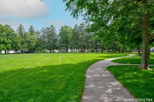 1718 Summit St, Holland, MI 49423 - Photo 79