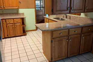 33 S 27th St, Battle Creek, MI 49015 - Photo 5