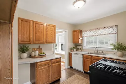 23115 Berdeno Avenue, Hazel Park, MI 48030 - Photo 11