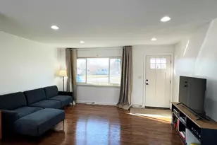 9358 Marie Ct, Livonia, MI 48150 - Photo 9