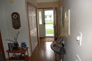 17041 Grandview Dr, Ferrysburg, MI 49409 - Photo 3
