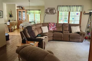 17041 Grandview Dr, Ferrysburg, MI 49409 - Photo 11