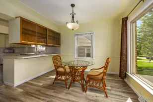 1363 Myrtle St NW, Grand Rapids, MI 49504 - Photo 9