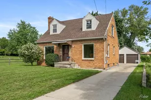 1363 Myrtle St NW, Grand Rapids, MI 49504 - Photo 1
