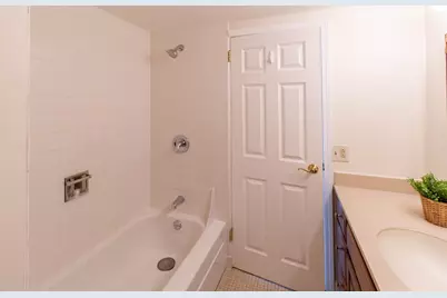 555 E William Street #17D/E, Ann Arbor, MI 48104 - Photo 21