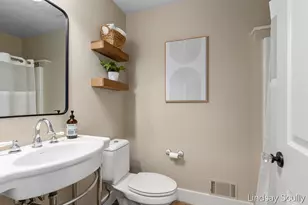 7889 Meadowood Dr, Hudsonville, MI 49426 - Photo 17