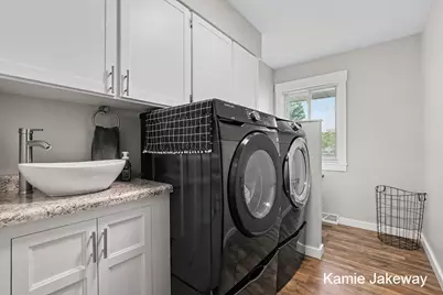 8835 Hebert Drive, Greenville, MI 48838 - Photo 15