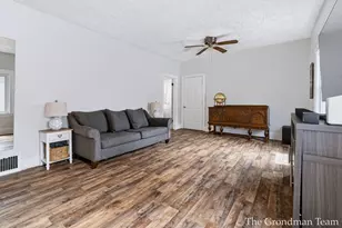 513 Spring Ave NE, Grand Rapids, MI 49503 - Photo 9
