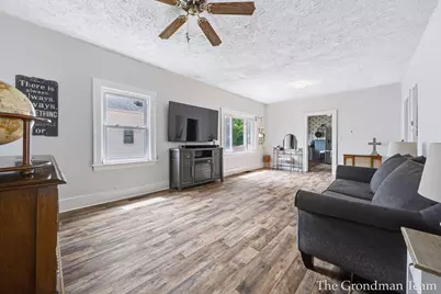 513 Spring Avenue NE, Grand Rapids, MI 49503 - Photo 7