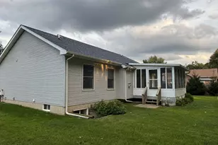1318 Catsyl Rd, Jackson, MI 49203 - Photo 3
