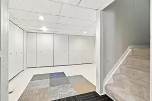 5141 Buckingham Pl Dr, Troy, MI 48098 - Photo 19