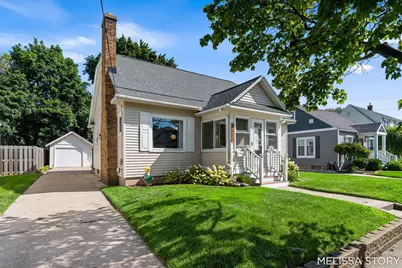1011 Beechwood Street NE, Grand Rapids, MI 49505 - Photo 3