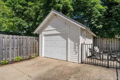 1011 Beechwood Street NE, Grand Rapids, MI 49505 - Photo 45