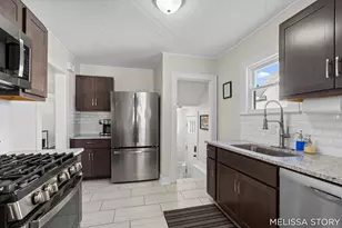 1011 Beechwood St NE, Grand Rapids, MI 49505 - Photo 19