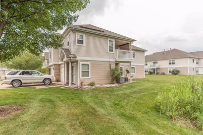628 Riverstone Lane, Chelsea, MI 48118 - Photo 5