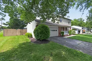 307 Miami Ct, Tecumseh, MI 49286 - Photo 5