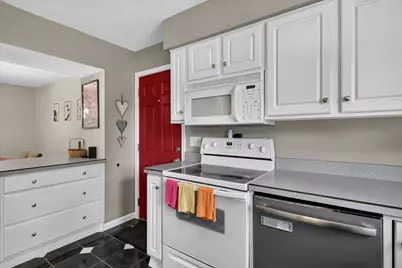 307 Miami Court, Tecumseh, MI 49286 - Photo 3