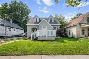 1319 Diamond Ave NE, Grand Rapids, MI 49505 - Photo 1