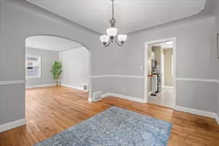 1319 Diamond Ave NE, Grand Rapids, MI 49505 - Photo 19