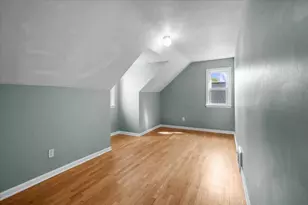 1319 Diamond Ave NE, Grand Rapids, MI 49505 - Photo 27