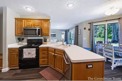 40 Rockview Drive NE, Rockford, MI 49341 - Photo 27