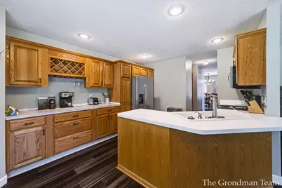 40 Rockview Drive NE, Rockford, MI 49341 - Photo 23