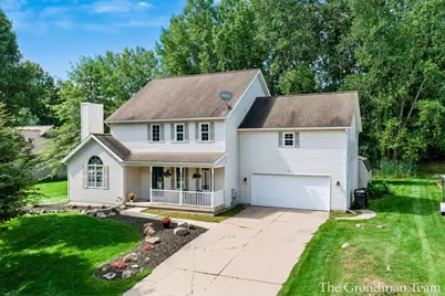 40 Rockview Drive NE, Rockford, MI 49341 - Photo 1