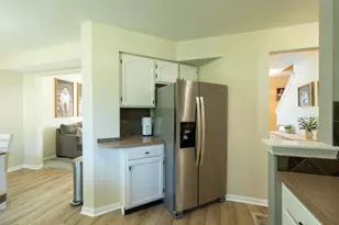5791 Hickory Hill Ct SE, Kentwood, MI 49512 - Photo 13