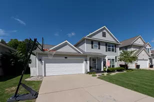 5791 Hickory Hill Ct SE, Kentwood, MI 49512 - Photo 3
