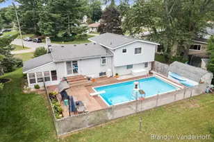 980 Bellewood Dr SE, Kentwood, MI 49508 - Photo 33