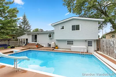 980 Bellewood Drive SE, Kentwood, MI 49508 - Photo 25