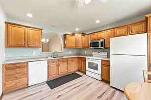 6808 Birdsong Ave, Kalamazoo, MI 49009 - Photo 5