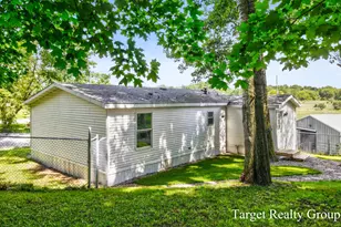 5516 Bartonville Rd, Belding, MI 48809 - Photo 25
