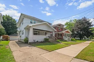 852 Richmond St NW, Grand Rapids, MI 49504 - Photo 3