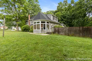 706 S Baldwin St, Greenville, MI 48838 - Photo 3