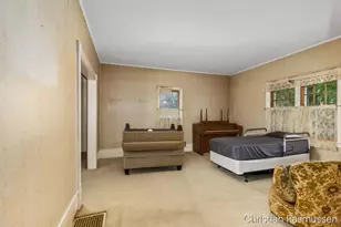 706 S Baldwin St, Greenville, MI 48838 - Photo 5