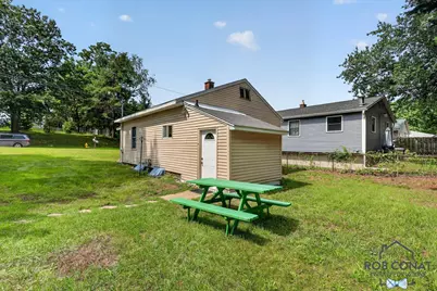 1662 Bristol Avenue NW, Grand Rapids, MI 49504 - Photo 21