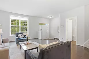 2768 Ashcombe Dr., Ann Arbor, MI 48105 - Photo 3