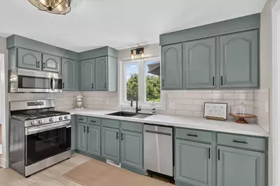 6816 Division Avenue N, Comstock Park, MI 49321 - Photo 13