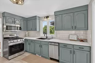 6816 Division Ave N, Comstock Park, MI 49321 - Photo 13