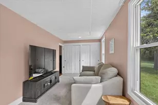 6816 Division Ave N, Comstock Park, MI 49321 - Photo 19