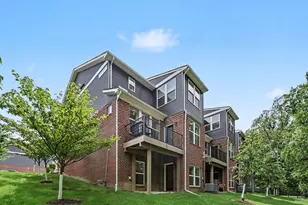 692 Peppermint Dr, Rochester Hills, MI 48307 - Photo 29