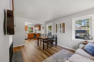 1270 Cedar St NE, Grand Rapids, MI 49503 - Photo 5
