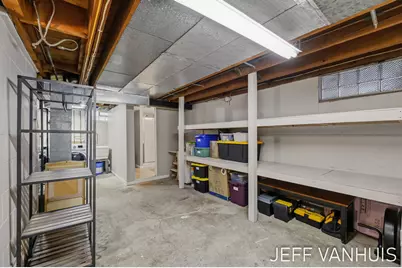 1270 Cedar Street NE, Grand Rapids, MI 49503 - Photo 31