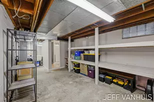 1270 Cedar St NE, Grand Rapids, MI 49503 - Photo 31