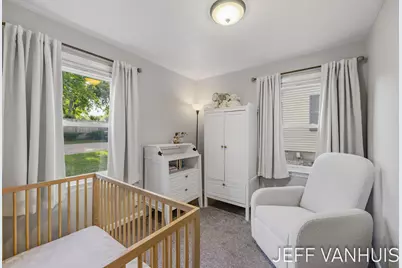 1270 Cedar Street NE, Grand Rapids, MI 49503 - Photo 17