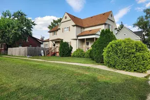 464 Elm St, Wyandotte, MI 48192 - Photo 5