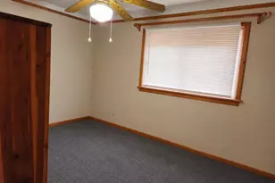 464 Elm St, Wyandotte, MI 48192 - Photo 11